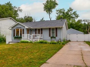 438 E Rose Ave, Des Moines, IA 50315