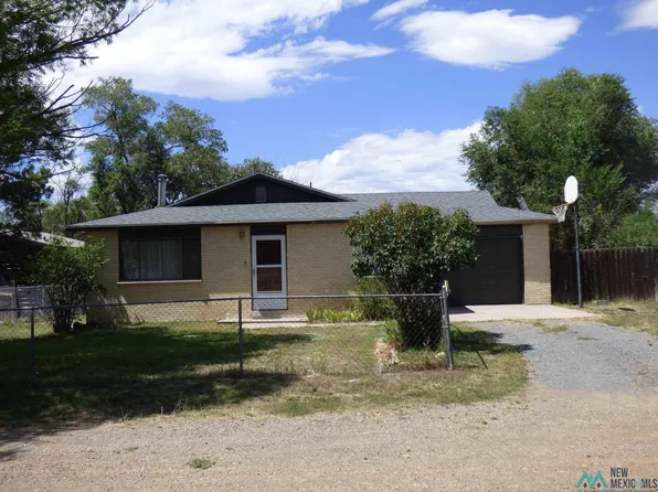 208 Castle Gate St, Raton, NM 87740
