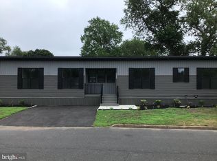 4222 Darby Dr, Morrisville, PA 19067