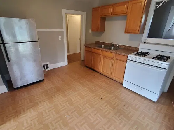 335 Luedtke Ave. (Duplex)(Ace Property), 335 Luedtke Ave, Racine, WI 53405