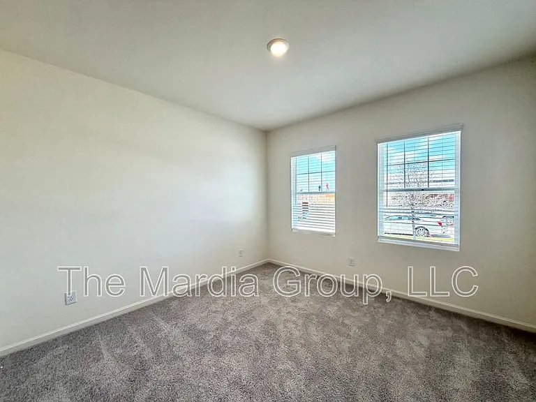 1213 Herring Dr — Photo 16