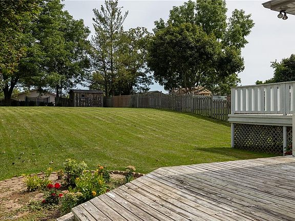 5th image of 13 Forest Dr