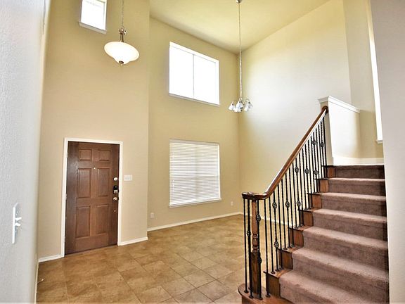 2nd image of 2831 Fontana