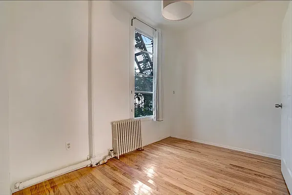 Rented by Compass | media 4