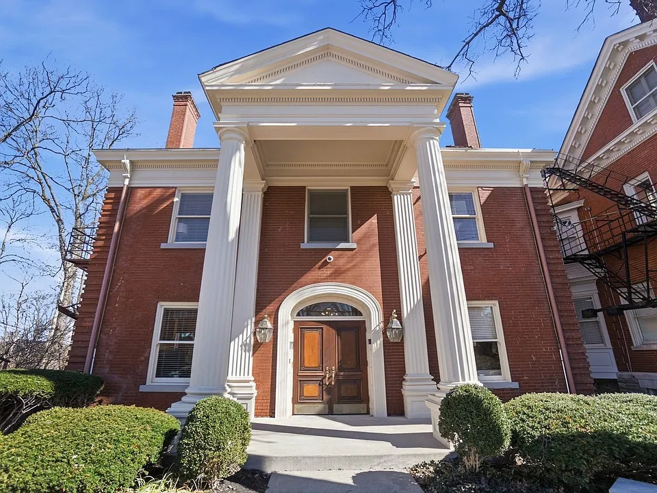 2406 Auburn Ave
