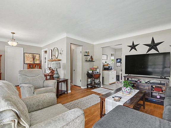 5th image of 1228 Griswold St SE