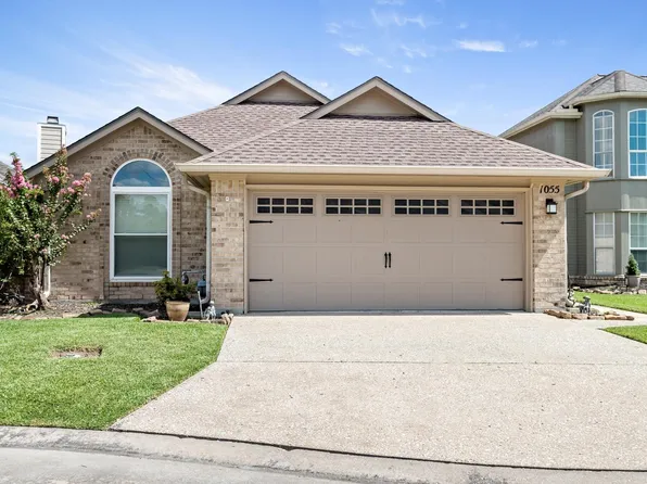 1055 Green Meadow St, Beaumont, TX 77706
