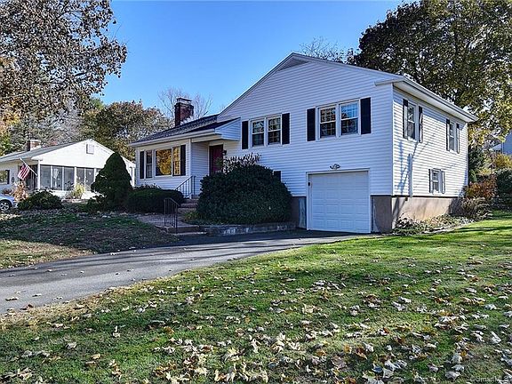2nd image of 54 Elsie Dr