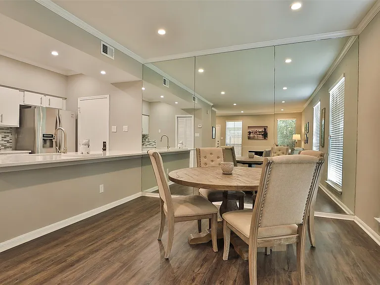 1201 McDuffie St #211 — Photo 11