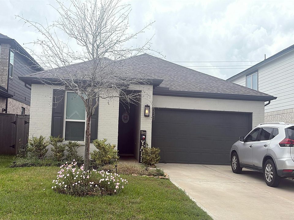1st image of 2398 Bishop Lagoon Way