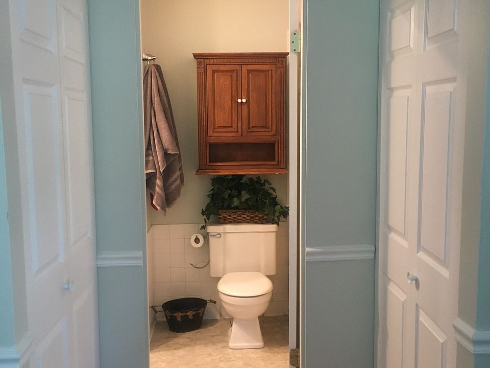 1st image of 3925 Meadowsweet Dr