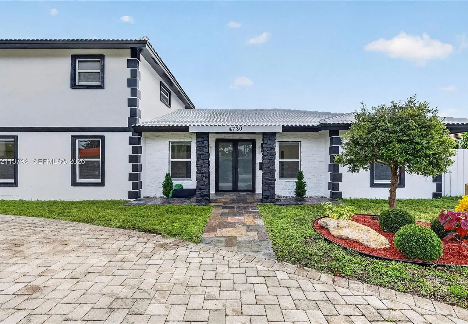 Golf Estates — Photo 2