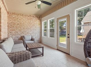 286 Plantation Cir, Killen, AL 35645