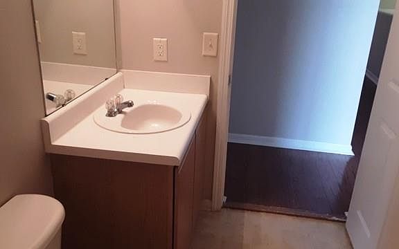 5th image of 2303 Fairington Village Dr