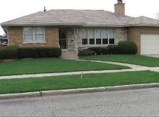 7225 N Tripp Ave, Lincolnwood, IL 60712