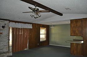 3rd image of 1703 Standridge St