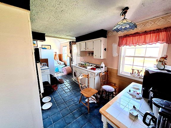 5th image of 19 Glendale Road