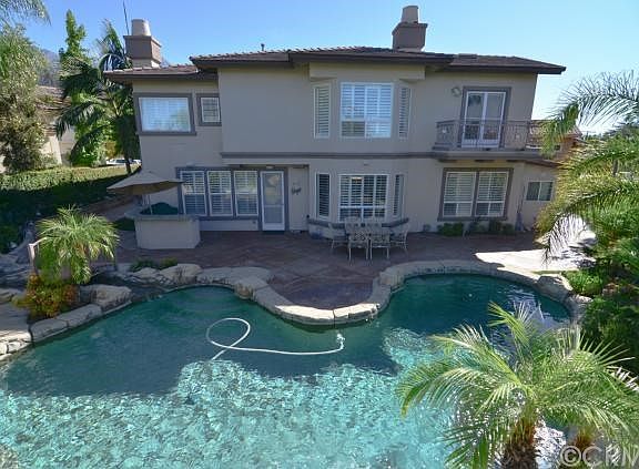 3rd image of 2421 Elizabeth Ct