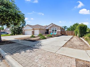 2802 W Taylor Ave, Visalia, CA