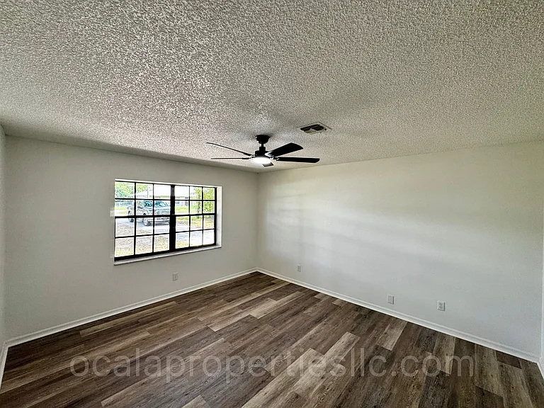 3380 NE 44th Pl — Photo 14