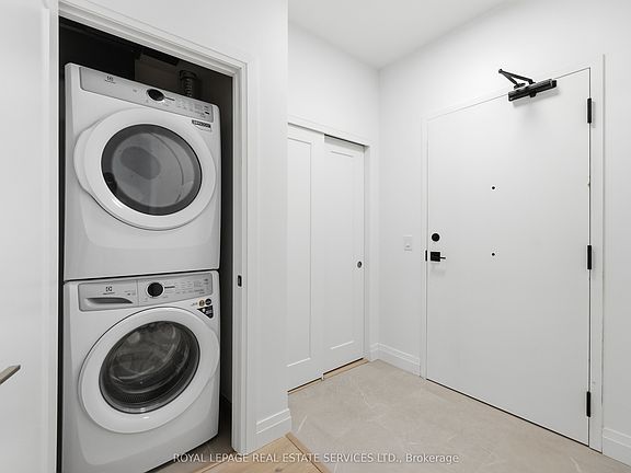 4th image of 26 Mill St #213