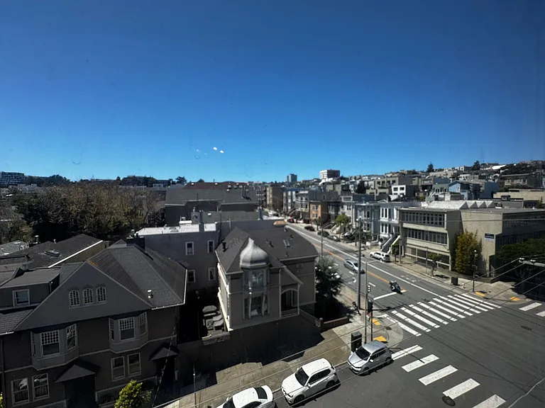 2999 California St #54 — Photo 9