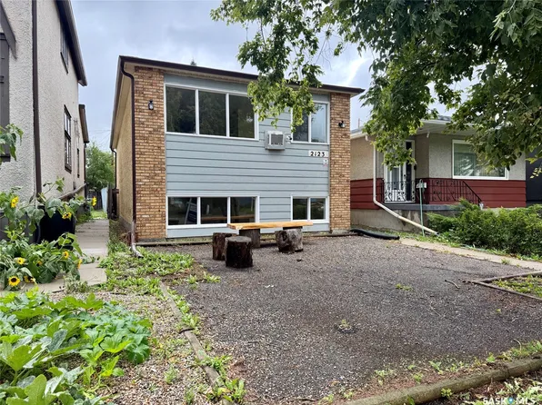 2123 Reynolds Street #A/B, Regina, SK S4N 3N2