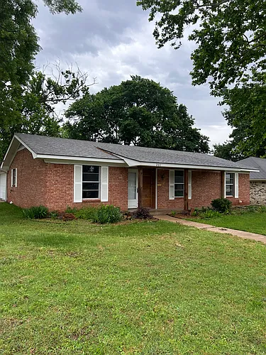 2611 Easy St Photo 1