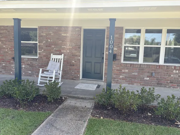 1004 Wilson Dr, Gulfport, MS 39507