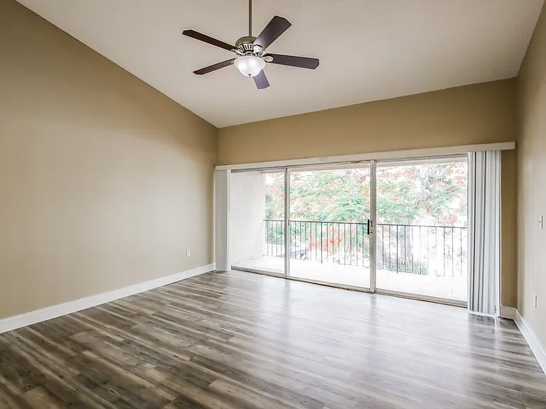 14277 Kendale Lakes Cir — Photo 5