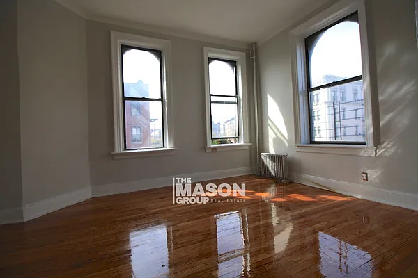 Rented by Mason Group LLC | media 16