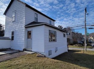1700 Washington St, Windber, PA 15963