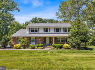 885 Cloverly Rd, Berwyn, PA 19312