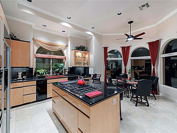 4th image of 2305 Glenbrook Way