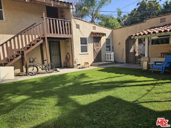 2226 Zoe Ave APT C, Huntington Park, CA 90255