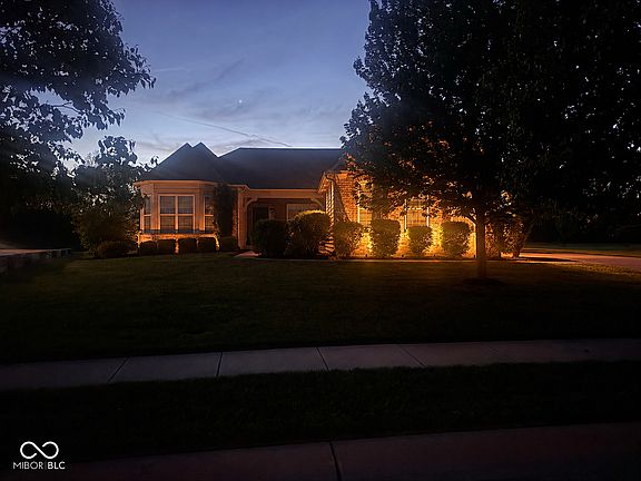2nd image of 9208 Branch View Dr