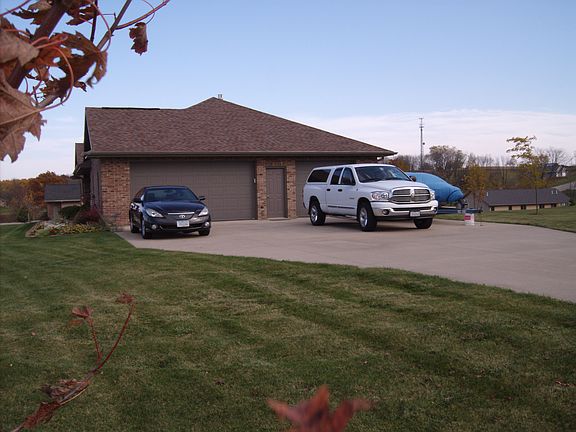 5th image of 10224 Cypress Dr