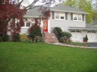 22 Morningside Cir, Little Falls, NJ 07424
