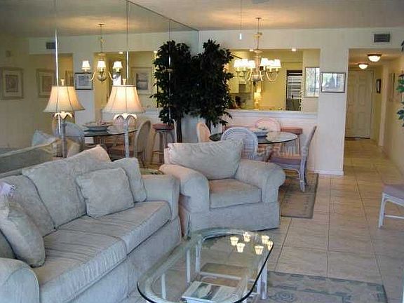 3rd image of 6001 Bahia Del Mar Cir APT 327