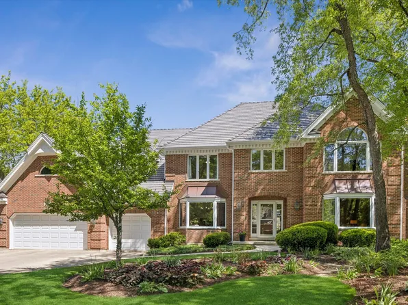 450 Stagecoach Run, Glen Ellyn, IL 60137