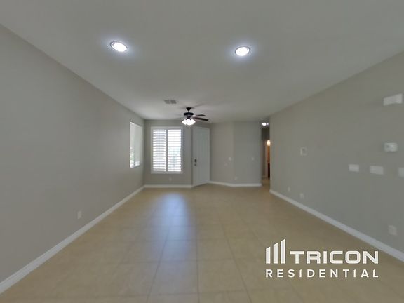 3rd image of 9168 Umberland Ave