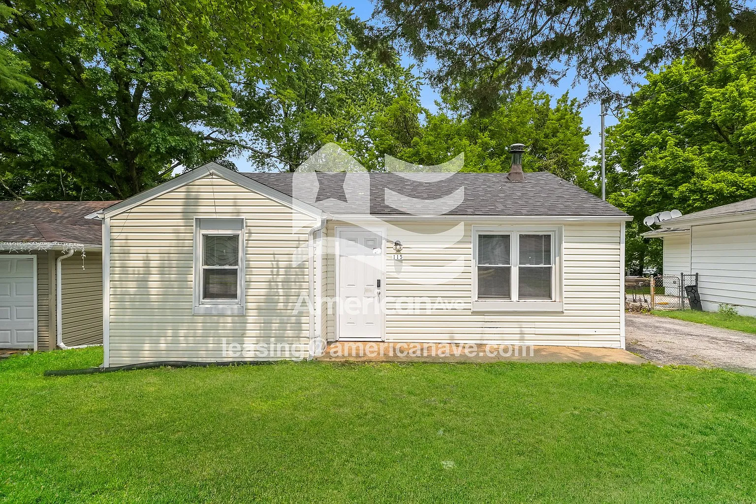115 Anistasia Dr photo 1