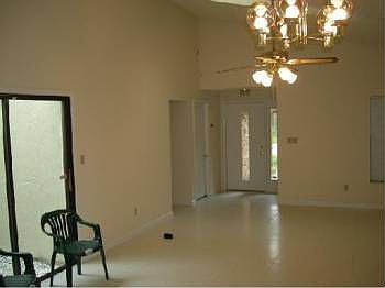 3rd image of 7034 Villa Estelle Dr
