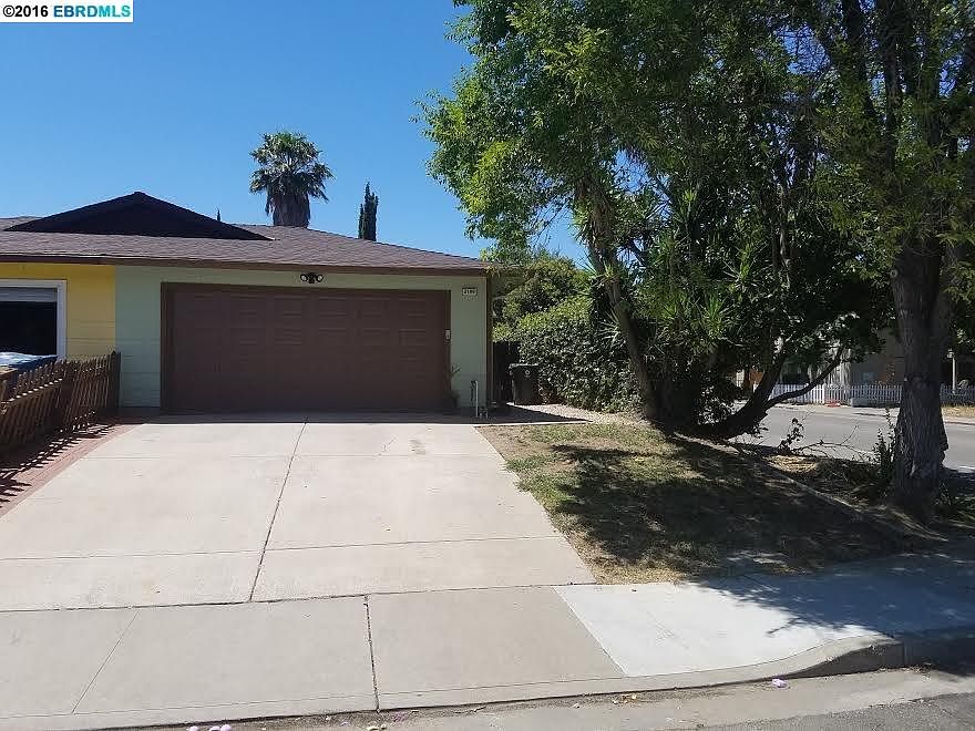 1st image of 2100 Dogwood Way
