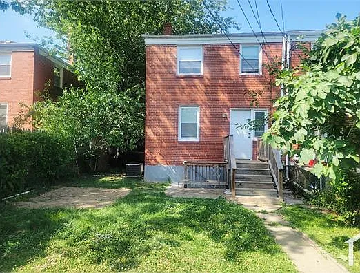 1789 Joan Ave — Photo 14