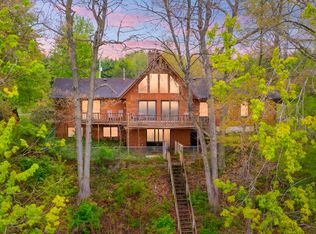 28323 Northern Bluff Dr, Gobles, MI 49055