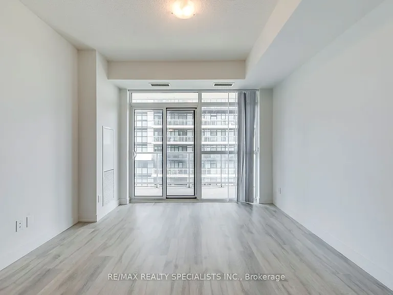 251 Manitoba St #914 — Photo 21