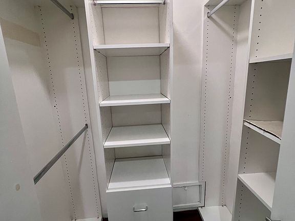 4th image of 1742 W 83rd St APT 1