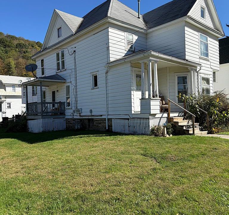 1st image of 501 Gordnier St