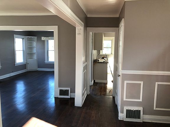 3rd image of 1701 S 9th Ave